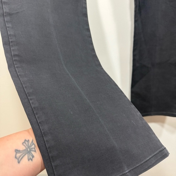 Armani Collezioni Men's Black Jeans - Picture 4 of 16